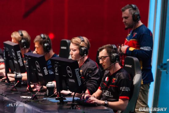 查与对手情 查与对手情