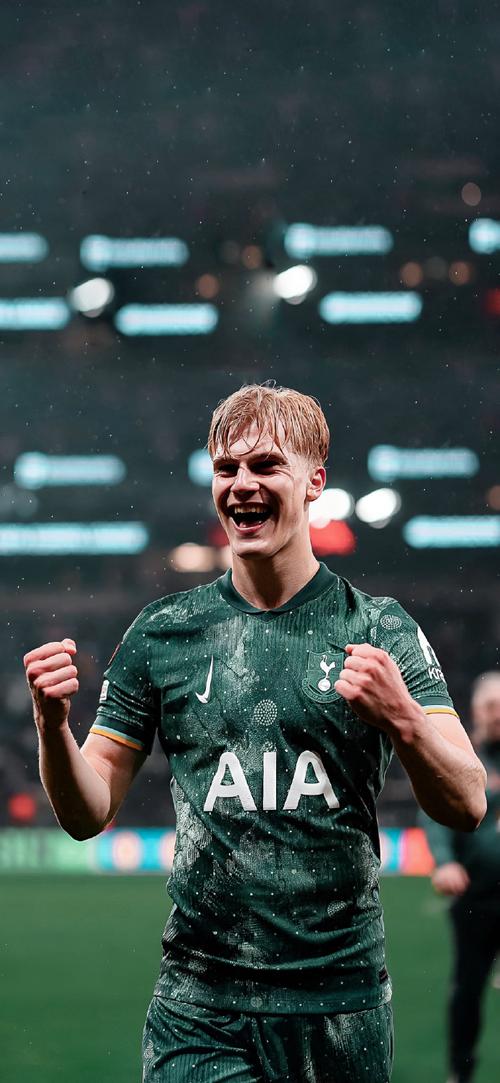 巴萨男女足本赛季对皇马只输了一场，7战6胜1负共打进27球丢6球